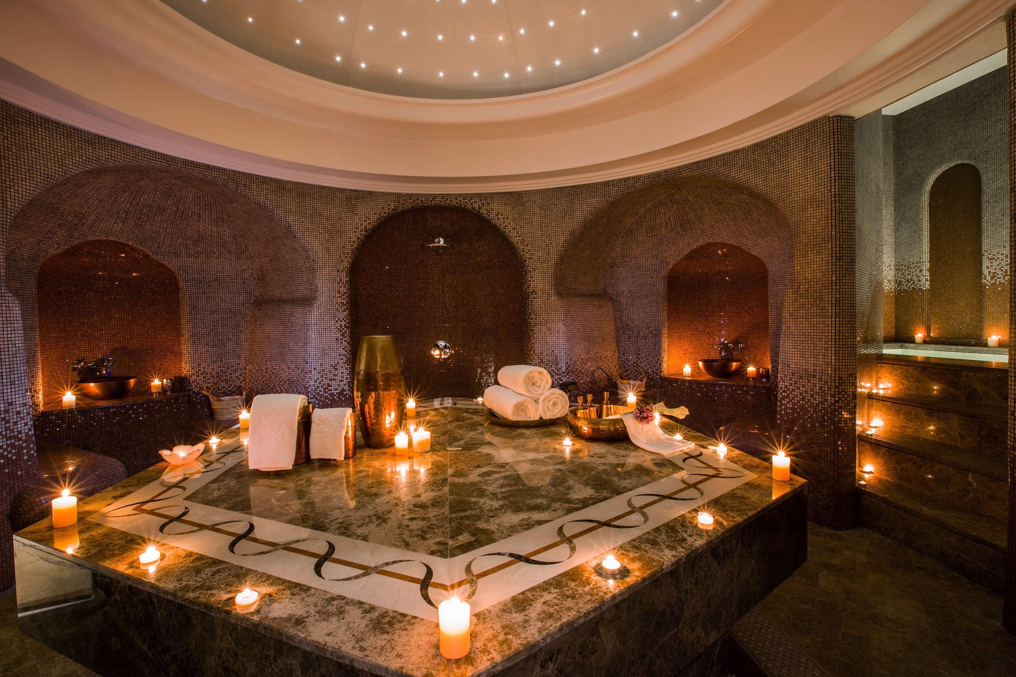 Ayla Grand Hotel Al-Ajn Zewnętrze zdjęcie A hammam in Marrakech, Morocco